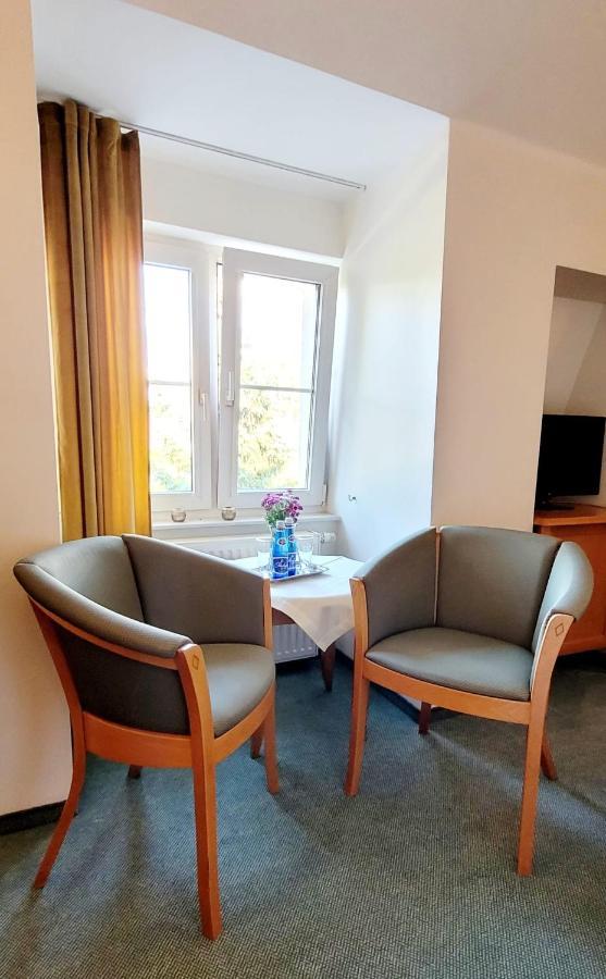 Hotel Zajazd Kultury, Dawniej Pocztowy Зелёна-Гура Экстерьер фото